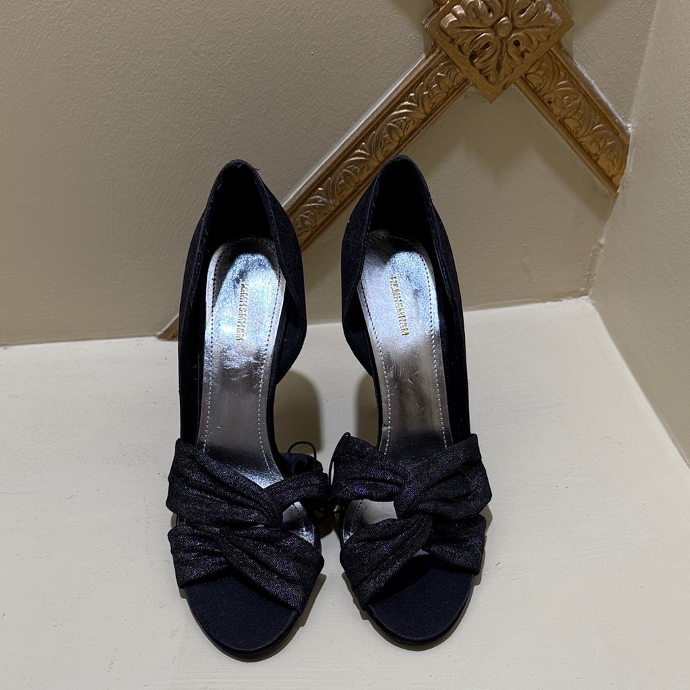 H&M Chic Black Bow Heels - Picture 5 of 5